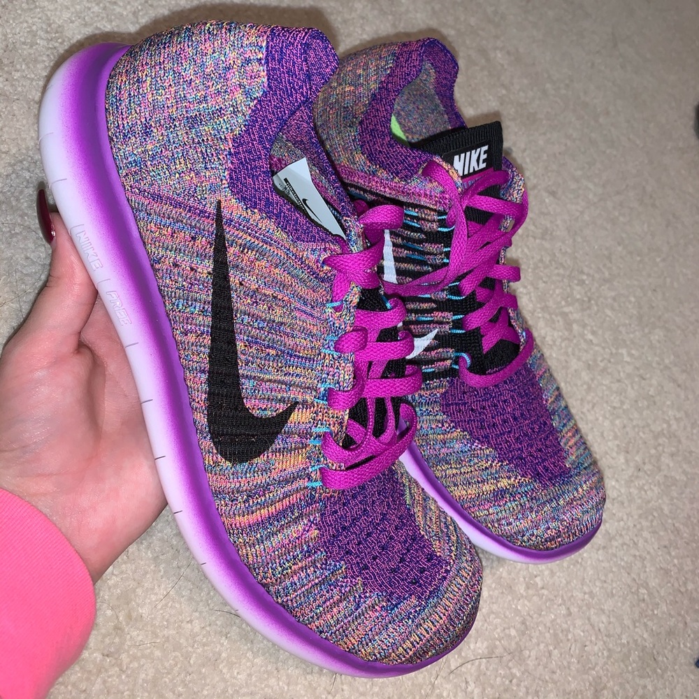 Nike Free 4.0 Flyknit Running Shoes- Woman’s